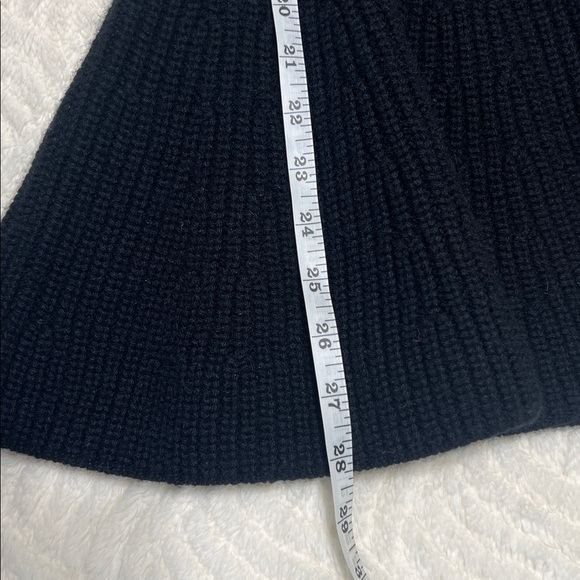 Michael Kors 100% Cashmere Chunky Knit Turtleneck Sweater | Size L | Black - Picture 8 of 9